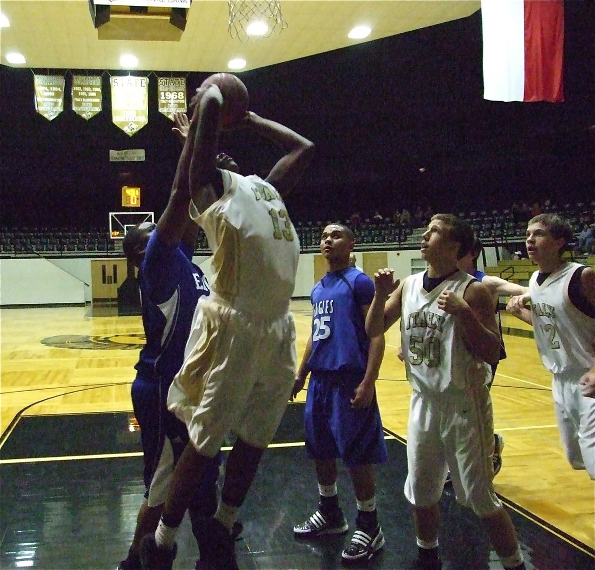 Image: Larry goes up — Mayberry dominated the paint against the Eagles…feathers flew everywhere!