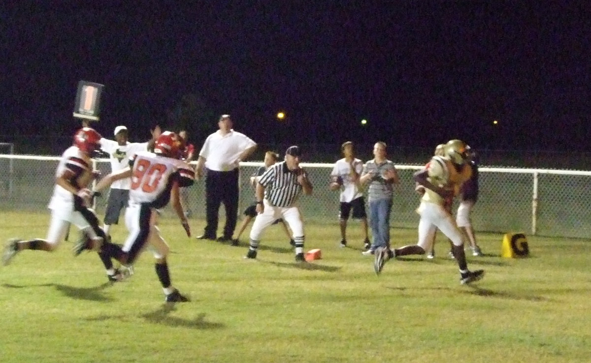 Image: Touchdown! — Italy connects on another touchdown pass late in the game.