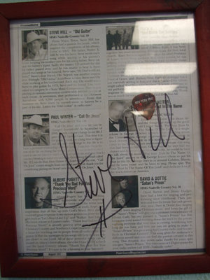 Image: Celebrity Wall — Steve Hill, country western singer, “sang for his fish!”