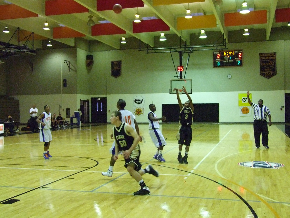 Image: Sephus Is Smooth — Italy will shoot 3-pointers early and often.