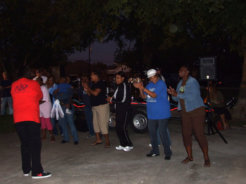 Image: Milford Night Out music — Singers from Mt. Moriah Church lead the singing.