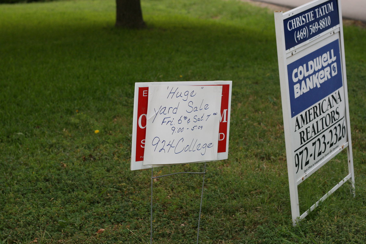 Image: “Modified” campaign sign