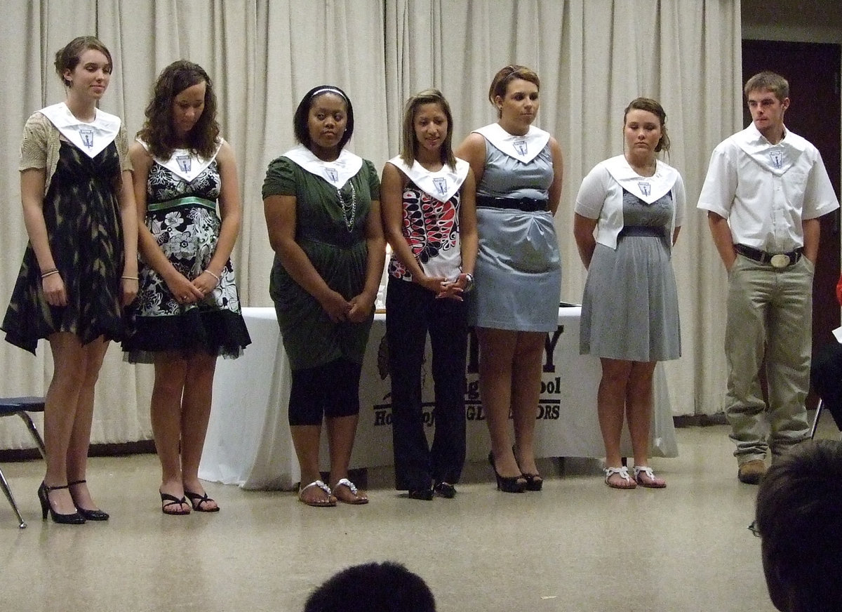 Image: The senior graduates were presented with their collars.
    (L-R) Melissa Smithey, Lisa Olschewsky, Amber Mitchell, Jessica Hernandez, Molly Haight, Shelbi Gilley and Ryan Ashcraft.