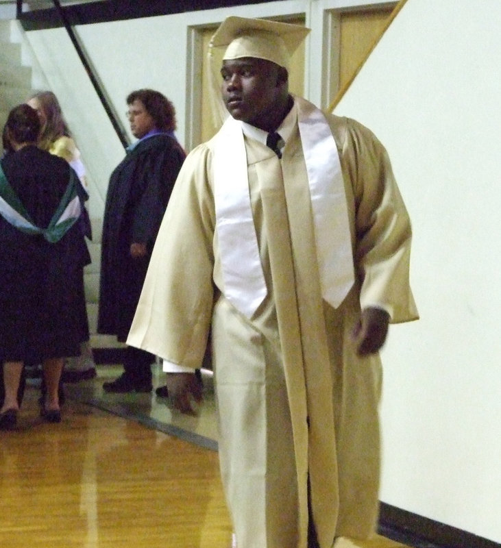 Image: Bobby Wilson enters the arena.