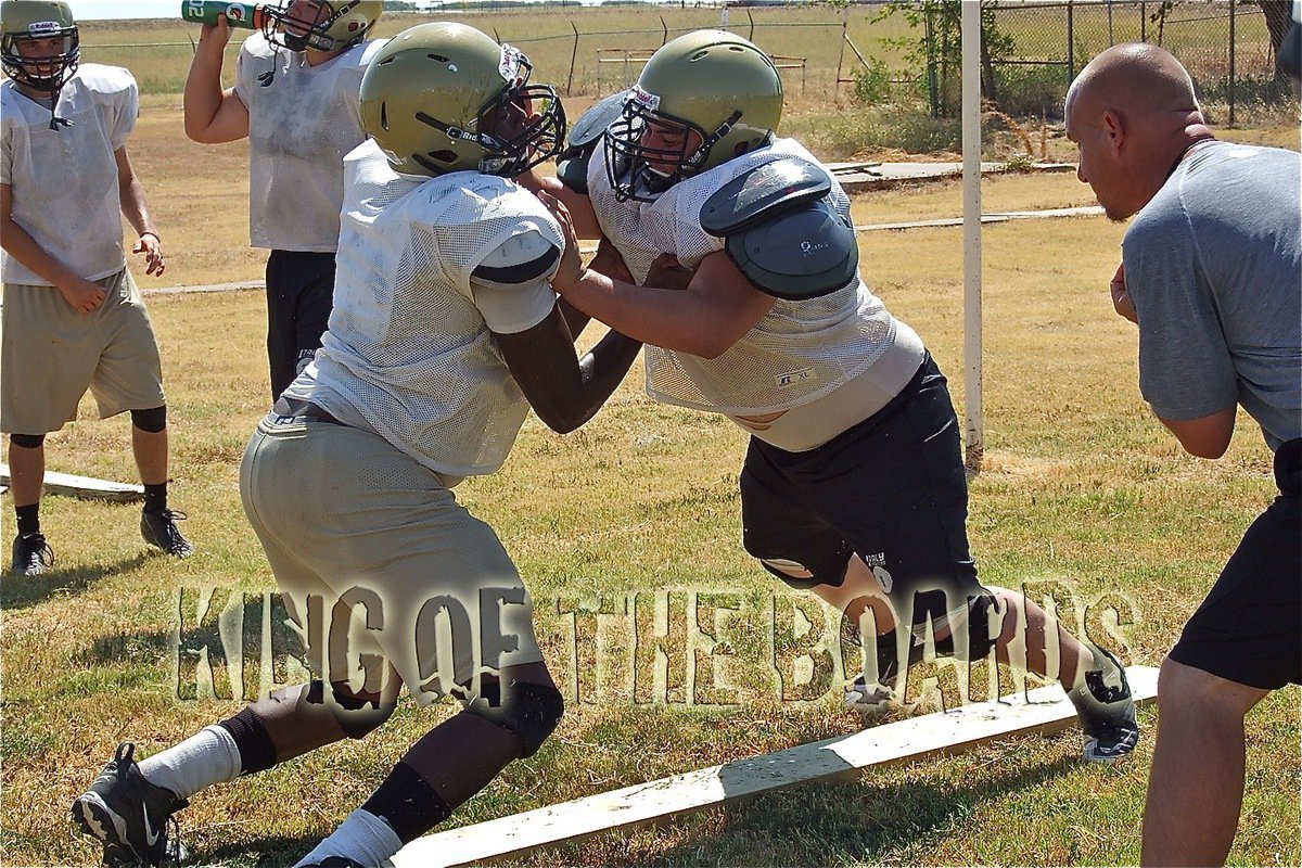 Image: Larry Mayberry, Jr. and teammate Isaac Medrano battle for the title “King Of The Boards.”