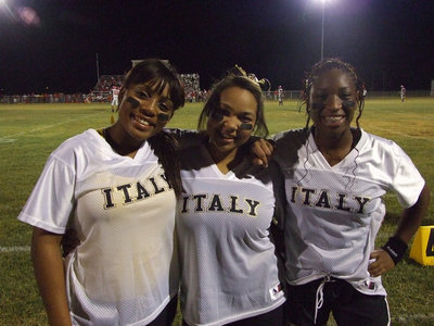 Image: IHS cheerleaders Ashley Harper, Destani Anderson and Kendra Copeland are proud of their Gladiators!