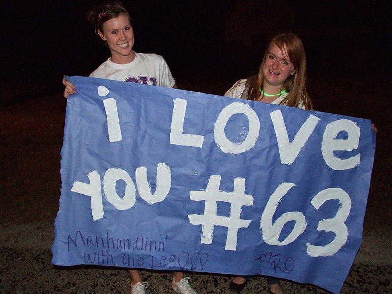 Image: Kaitlyn Rossa and Emily Stiles showed Brandon Souder some love as he returned home from the hospital.