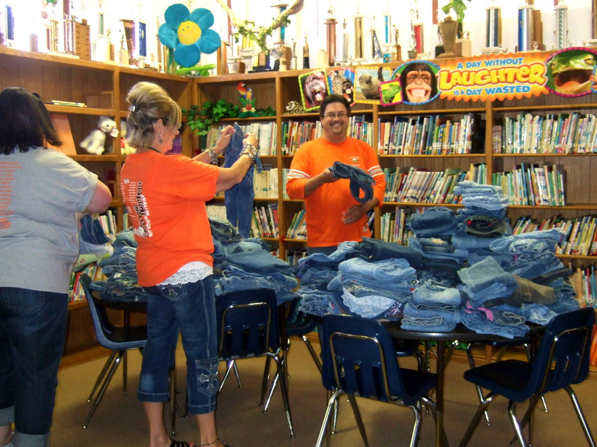 Image: Lets sort all these jeans!