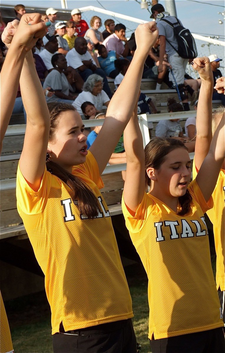 Image: Amber Hooker and Sarah Coleman cheer on the Gladiators.