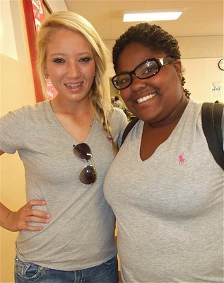 Image: Accidental Twins! Megan Richards and Sa’Kendra Norwood just happen to wear matching shirts and shoes on Twin Day.