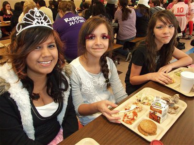Image: Fairy Princess Claribel Davila, Adrianna Martinez and her big lashes and Emily Martinez with her extreme eye makeup participate during Red Ribbon Week.