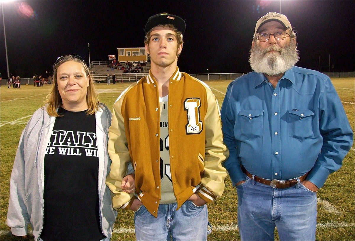 Image: Senior Center/Linebacker, Brandon Souder.