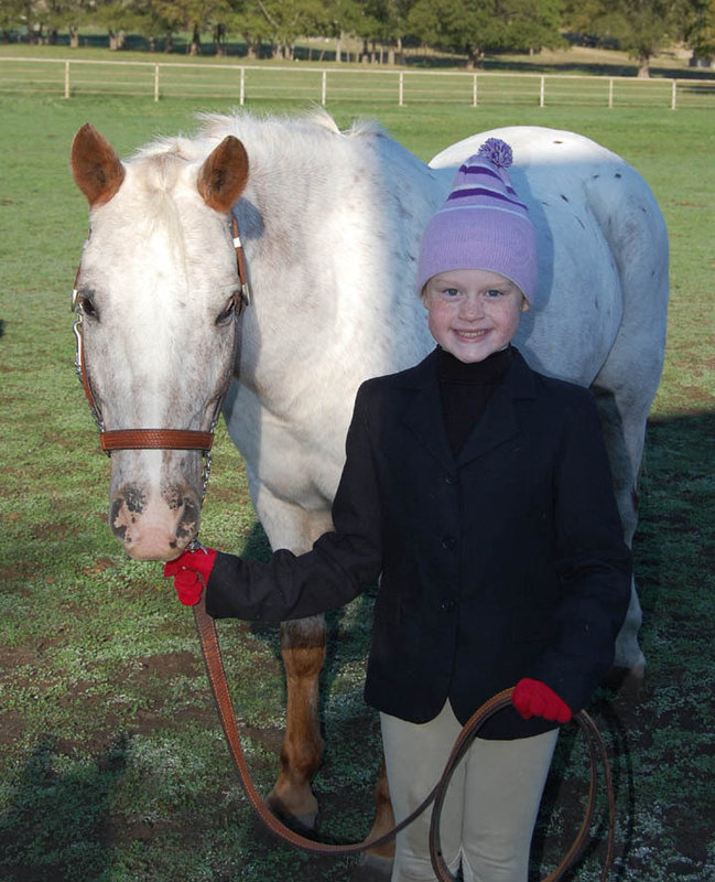 Image: With temperatures in the 40’s it was a frosty morning to start a horse show! Sadie Hinz of Italy and her horse Cinnamon won Geldings at Halter, Color at Halter, Showmanship at Halter, English Walk Trot, English Equitation and Trail.