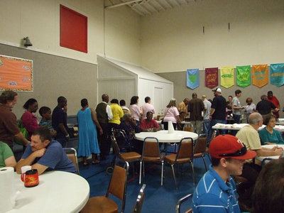 Image: Over 300 people came to the Italy Community Thanksgiving.  They enjoyed dinner and love.