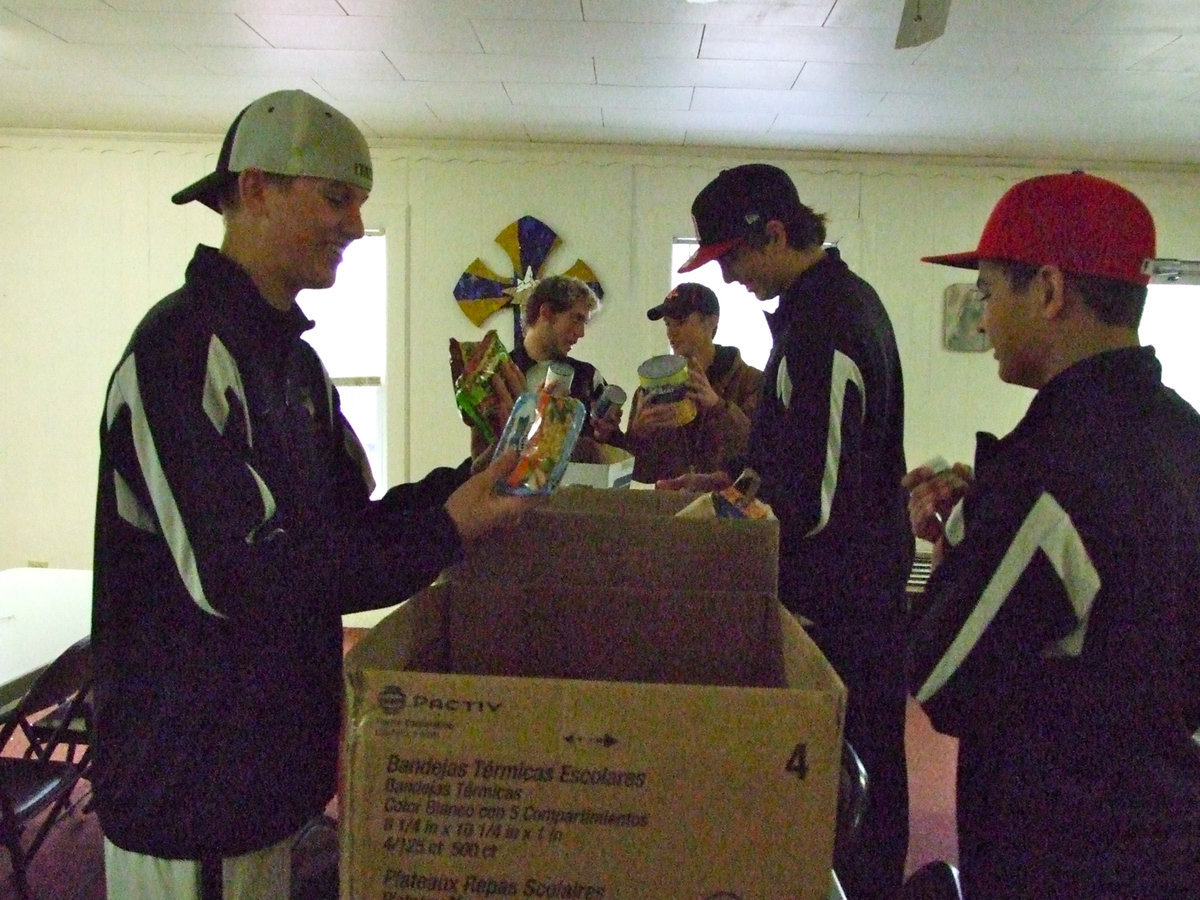 Image: National Honor Society from IHS sent representatives to the Italy Food Pantry to deliver food from the recent food drive this week.