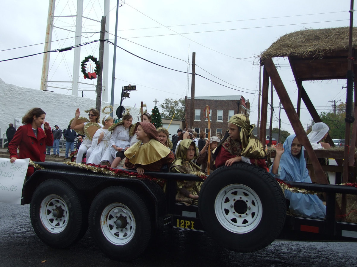 Image: The Central Baptist Church dresses their children for a Nativity scene.