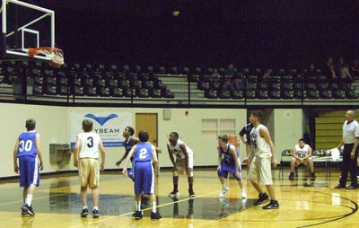 Image: Celis makes another point from the free throw line.