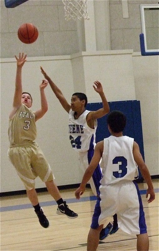 Image: JV Gladiator John Escamilla(3) scores against Keene.