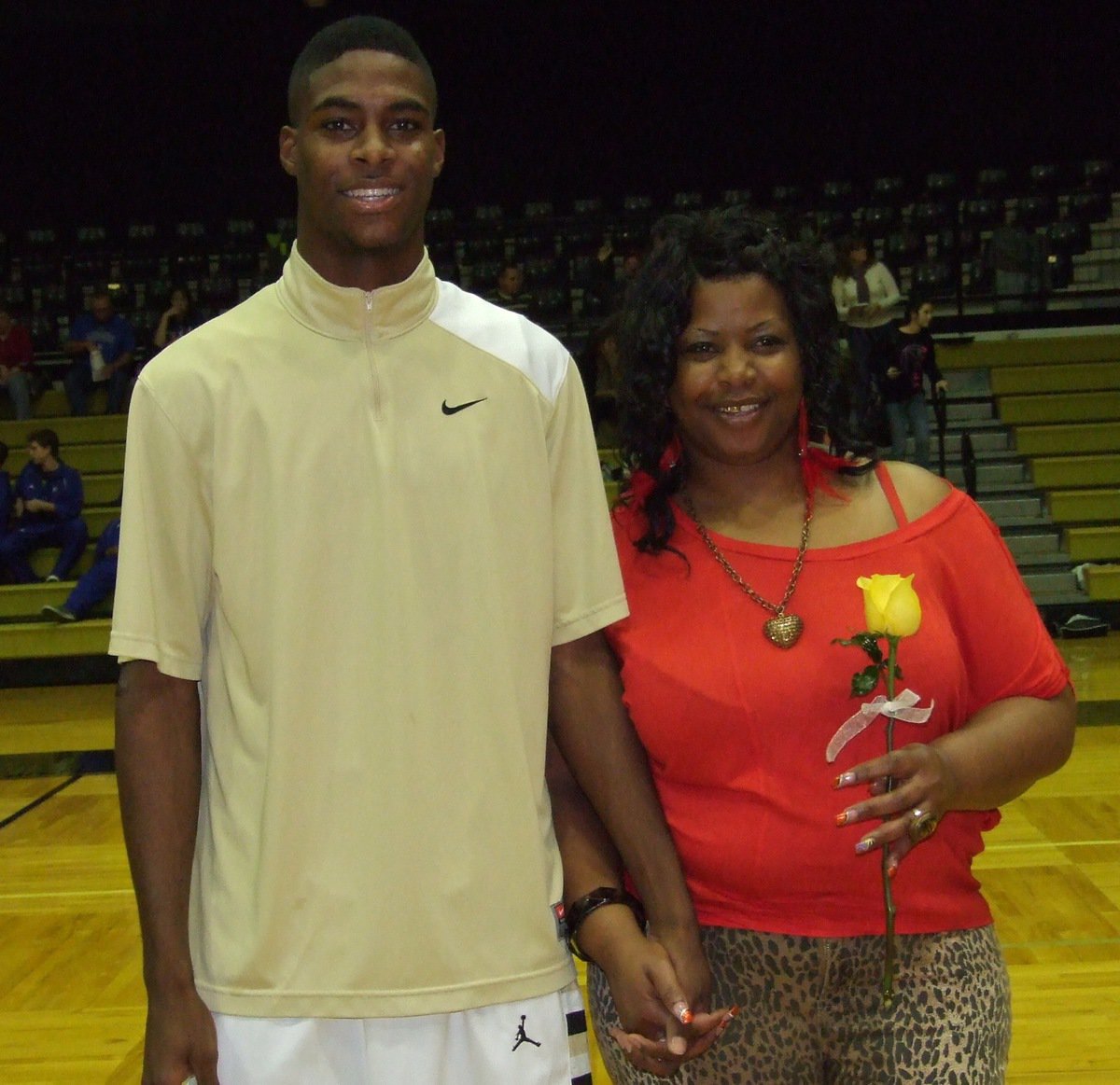 Image: Gladiator Devonta Simmons is honored during senior night inside Italy Coliseum.