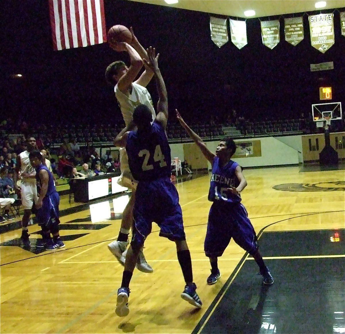 Image: Gladiator Cole Hopkins(21) is unstoppable near the paint against Keene.