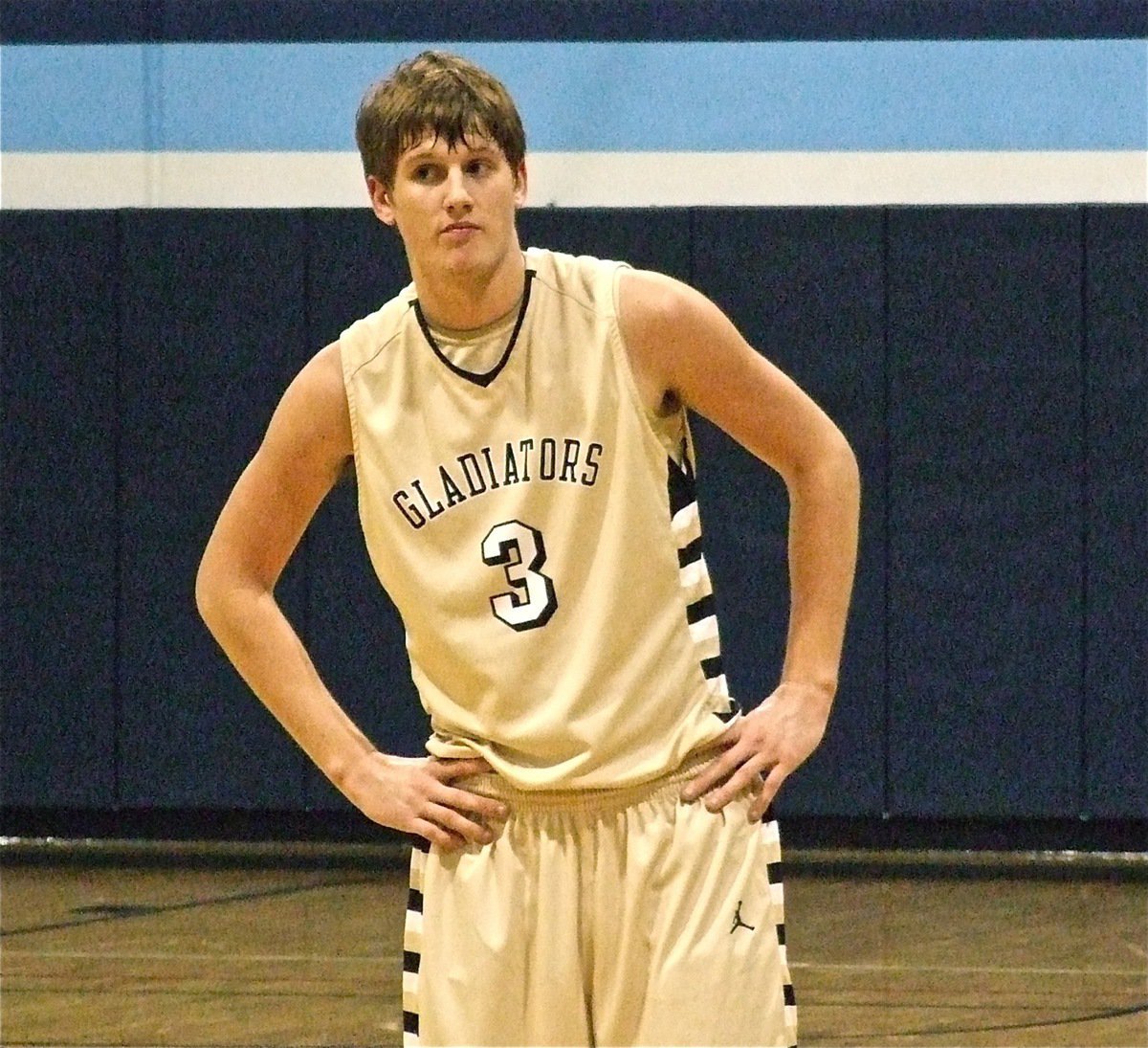 Image: Italy’s Senior point guard Jase Holden(3) and his teammates had Franklin on the ropes in the first half.