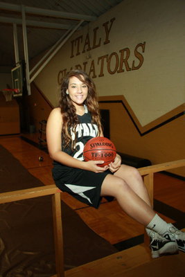Image: Lady Gladiator Alyssa Richards (24) recieved Honorable Mention and was an All-Academic All-District performer as a Junior.