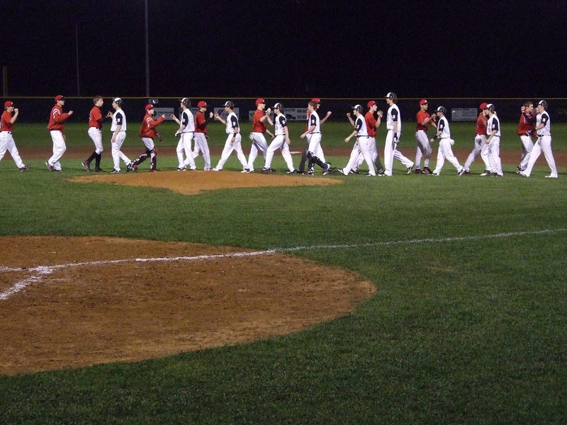 Image: Good sportsmanship between the teams.