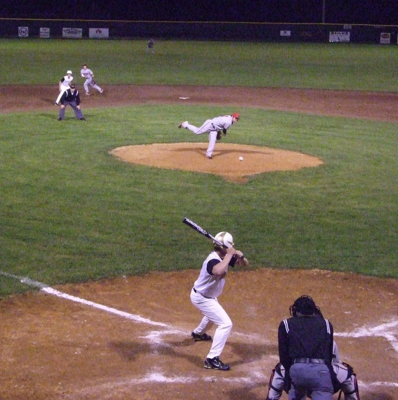 Image: Maypearl changed pitchers in the 6th inning.