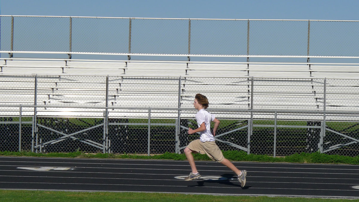 Image: Zachery Lewis strides out