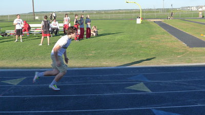 Image: Hunter Merimon recorded a first place finish in the 200m race.