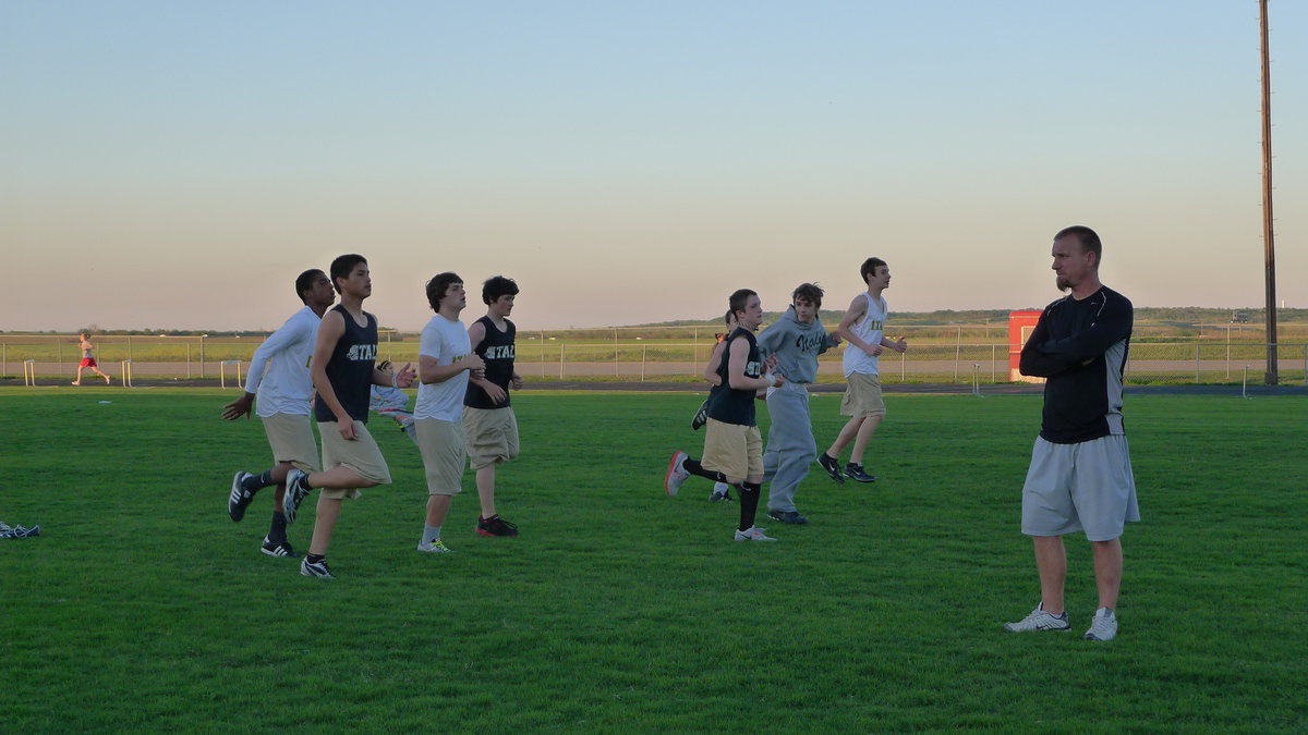 Image: Coach Richters warming up the engine before the race.