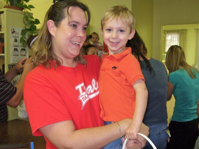 Image: Melanie and Hunter Everette in the library waiting to hunt eggs.