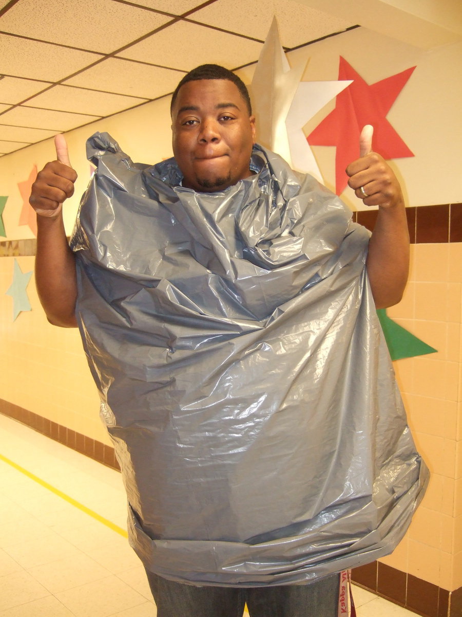 Image: Thumbs up to all the kids that had perfect attendance.