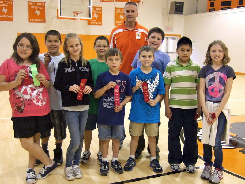 Image: Fourth grade award winners.