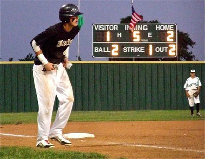 Image: Senior Gladiator, Jase Holden(3) looks for an opportunity to tie the game from third base but Rio Vista hangs on for the 2-1 win.