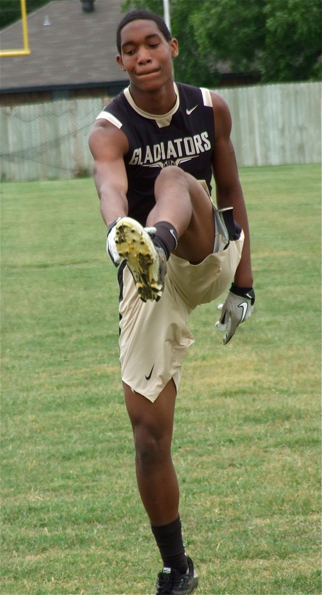 Image: Trevon Robertson gets stretched out.