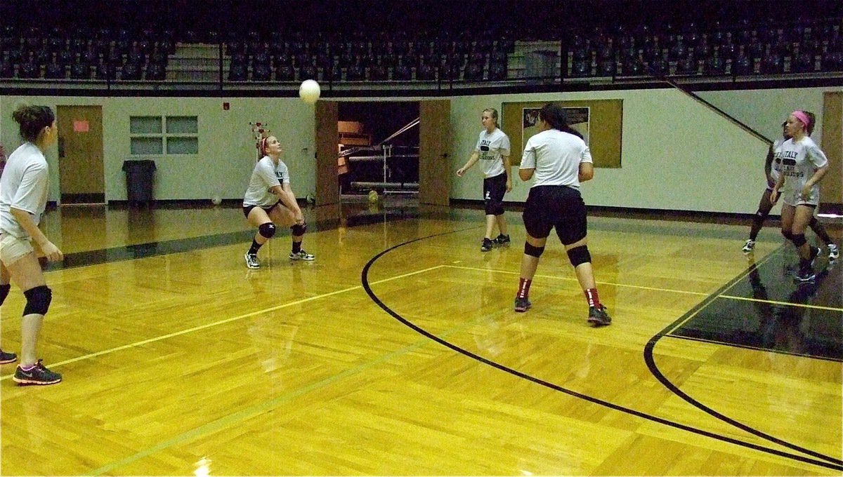 Image: Madison Washington bumps the ball to her teammates.