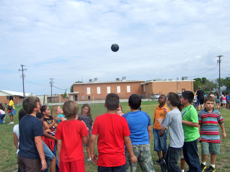 Image: Hope the ball doesn’t hit the ground!