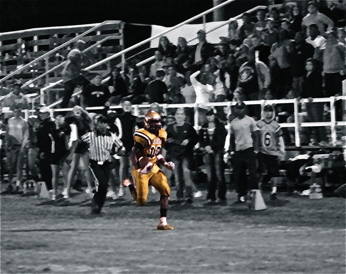 Image: The 9th leading rusher in the state of Texas, Ryheem Walker(10), gets loose down the sideline on his way to 521-yards in the first three regular season games. Italy hasn’t competed against a fellow 1A school until tonight against Hubbard.