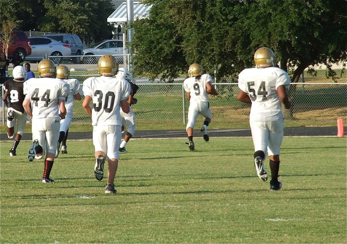 Image: Devonteh Williams(9) advances the keeper to Hubbard’s goal line.