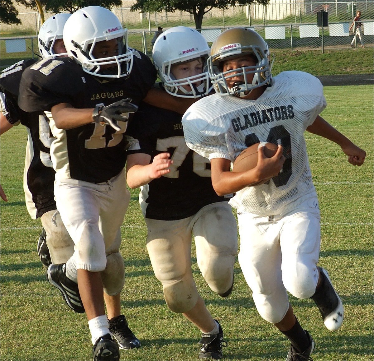 Image: Running for a big gain against Hubbard is Italy’s Tylan Wallace(10).