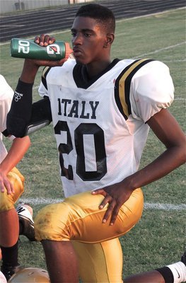 Image: Italy’s Tyvion Copeland(20) takes a well deserved water break.