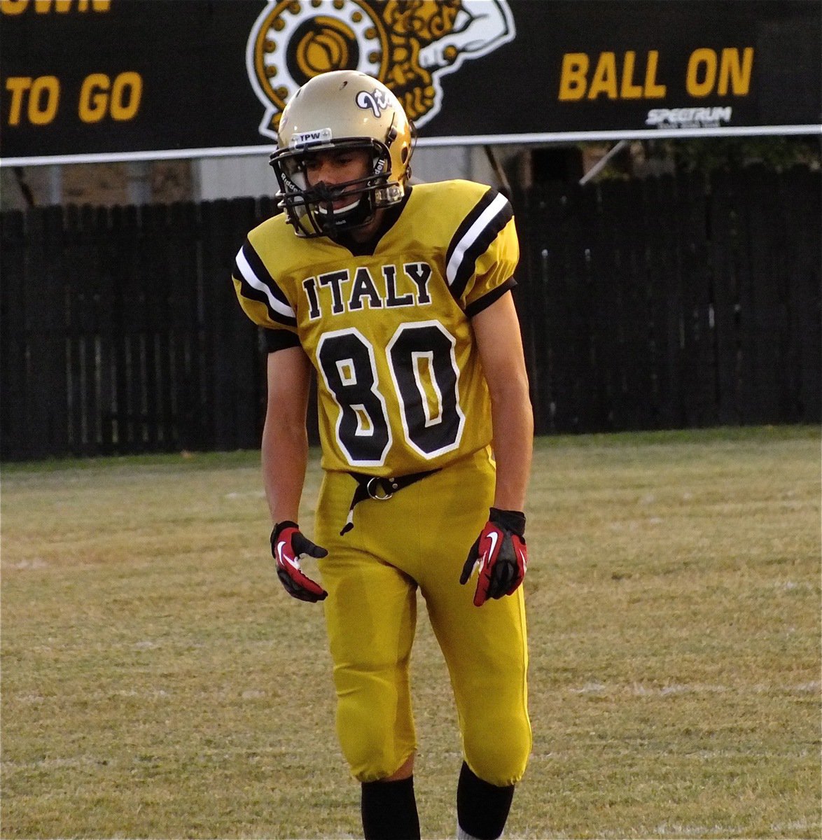 Image: Gladiator receiver and defensive back Kelvin Joffrey(80) gets loose before the game against Hubbard.