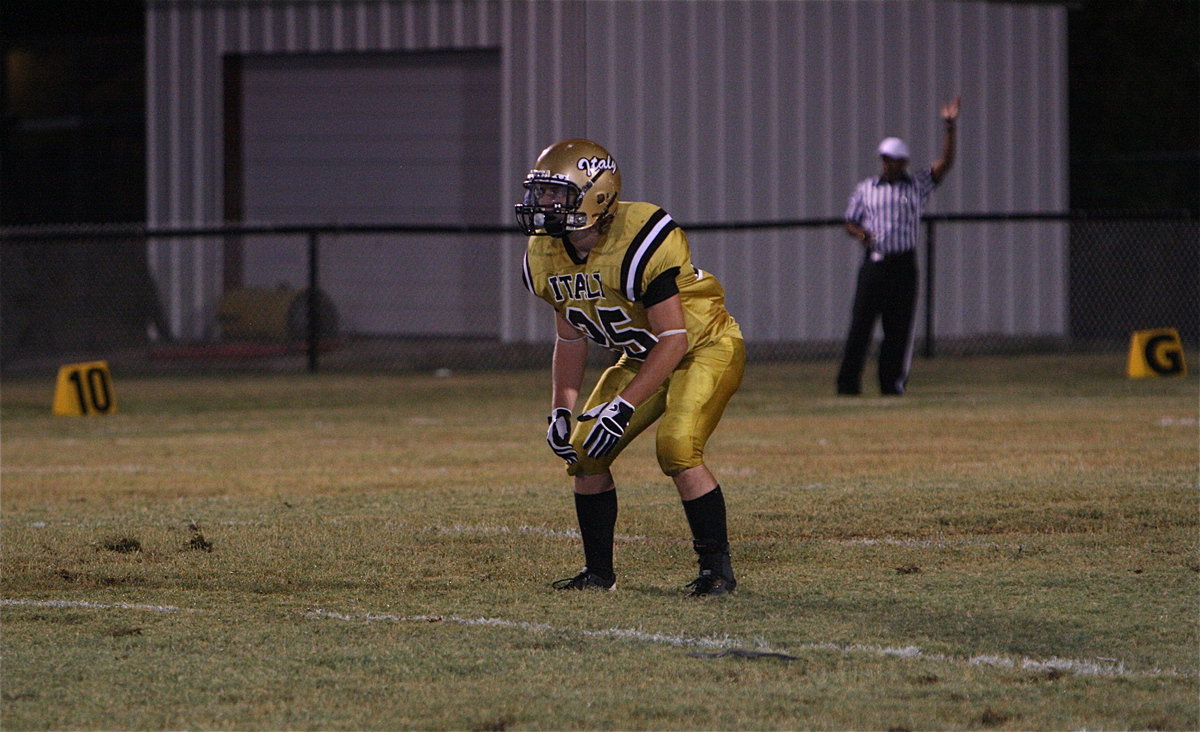 Image: Shad Newmna(25) back to receive the kickoff for the Gladiators.