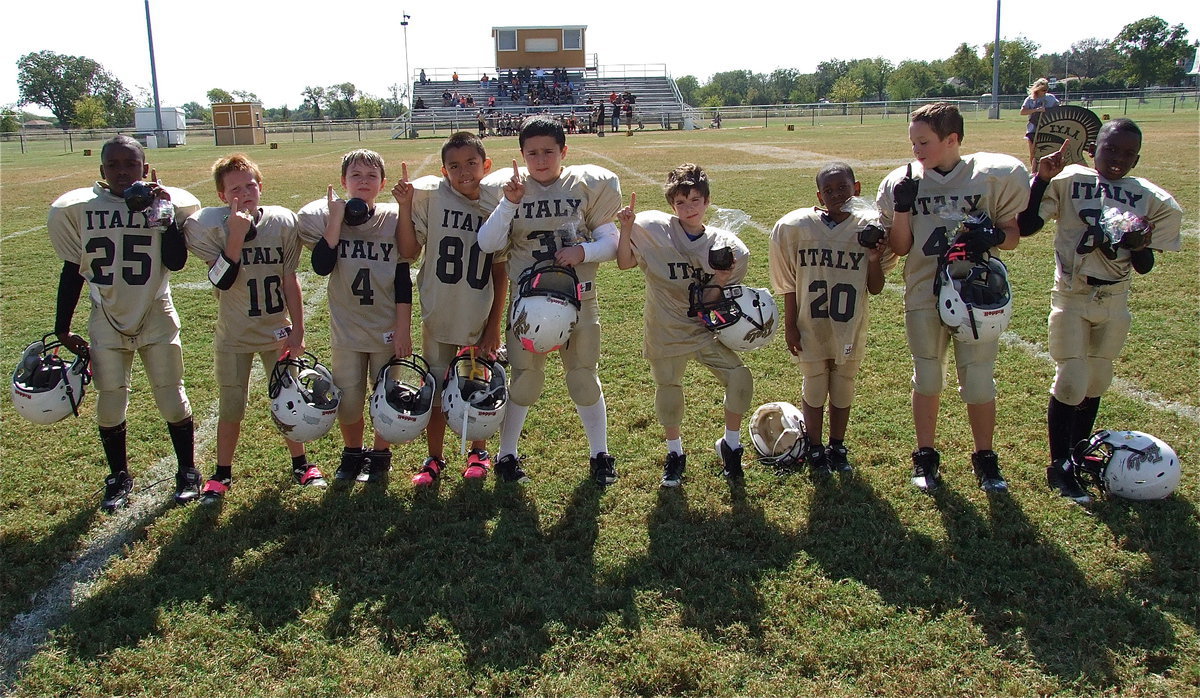 Image: The B-Team Gladiators (L-R) Jayden Barr, Ty Cash, Bryce DeBorde, Omar Estrada, Rocklin Ginnett, Dustyn Rose, Damorian Sargent, Jayden Saxon and Julius Wilson.