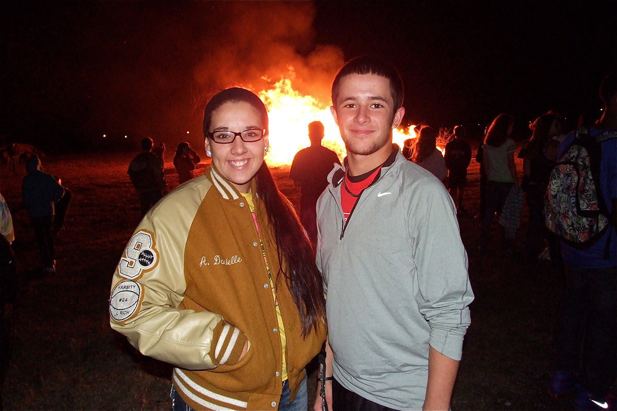 Image: Lady Gladiator Alyssa Richards and Gladiator Caden Jacinto are excited to be celebrating Homecoming 2012.