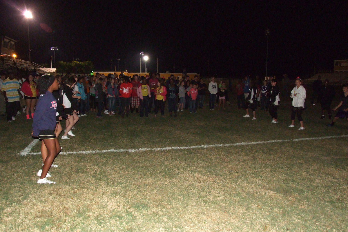 Image: The IHS cheerleaders entertain fans.