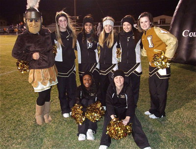 Image: Your 2012 Italy Gladiator cheerleaders are mascot Reagan Adams, Kelsey Nelson, Ashlyn Jacinto, Britney Chambers, Morgan Cockerham and Meagan Hooker. Sitting down on the job are K’Breona Davis and Taylor Turner.