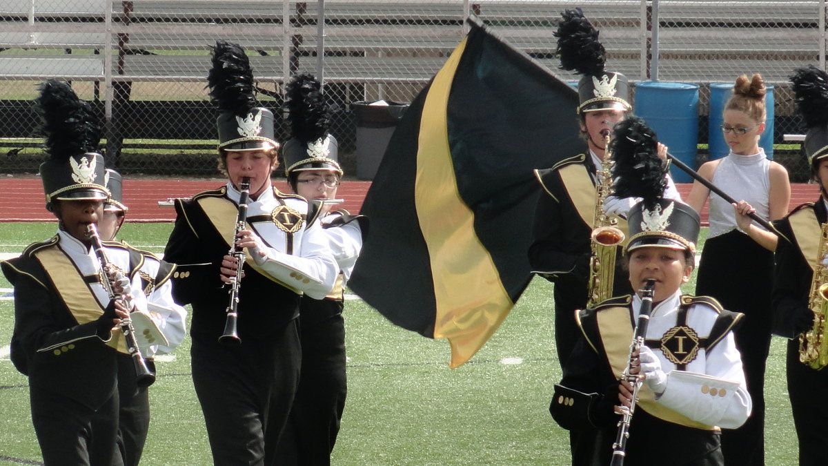 Image: Members play their heart out.