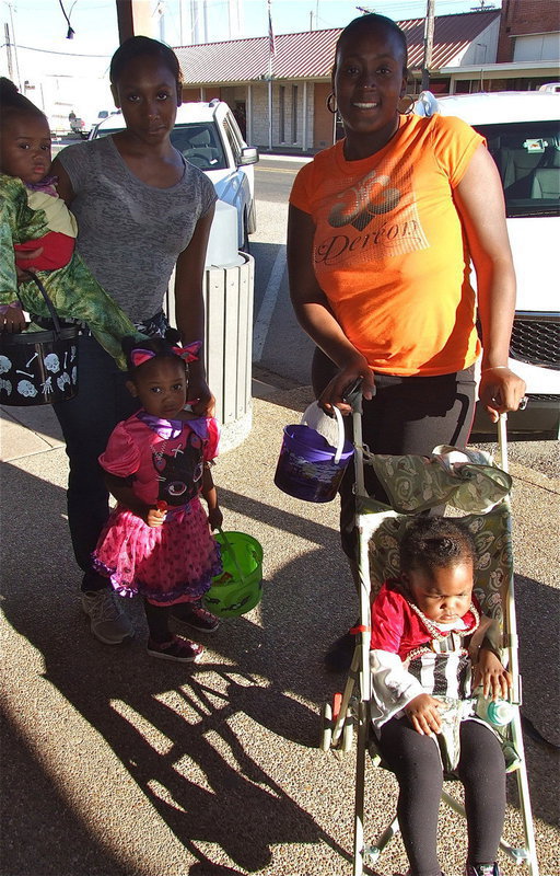 Image: Even the babies get dolled up for Trick-or-treat on Main Street.